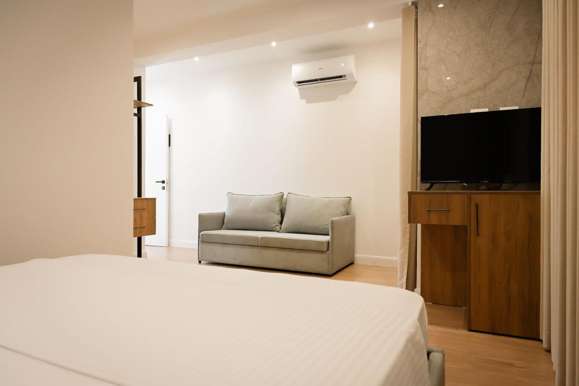 Venezia Hotell *