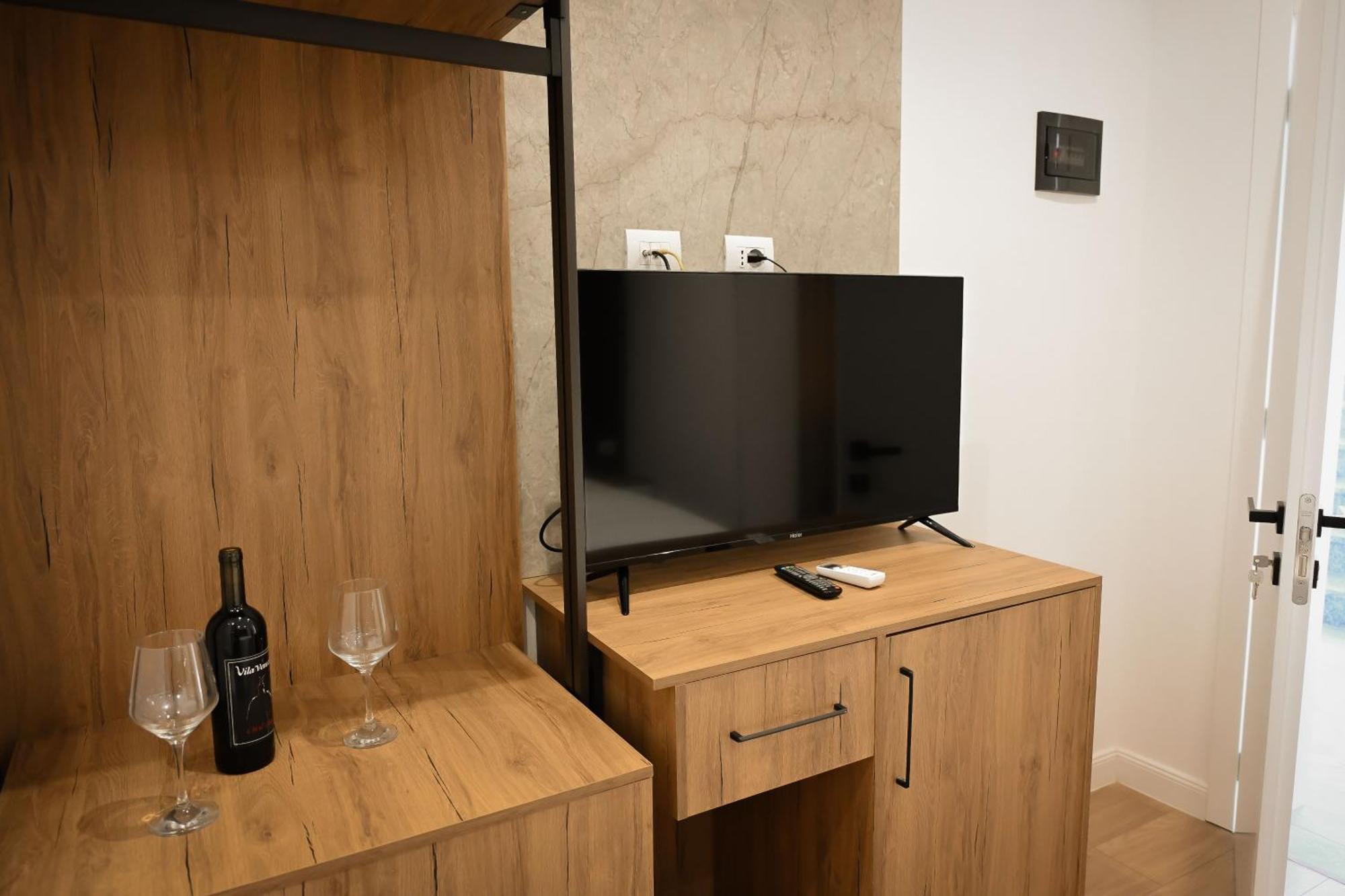 Venezia Hotell Shëngjin